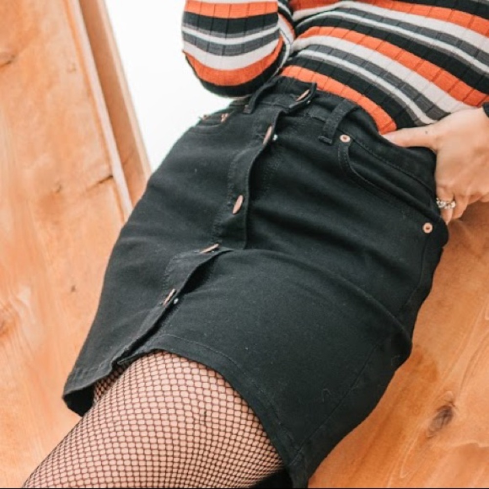 Black skirt
